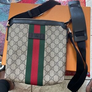 Gucci crossbody handbag